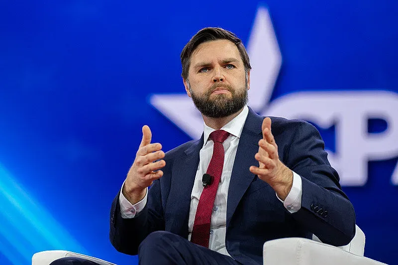 Тръмп го избра за 20 минути: Кой е Джей Ди?