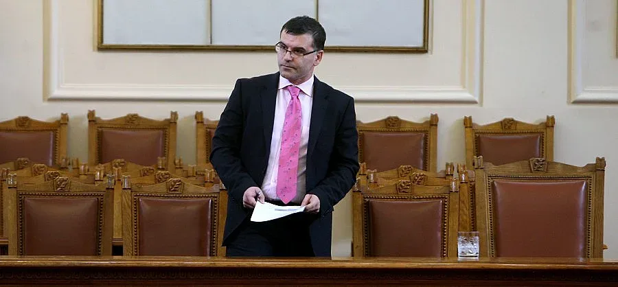 Дянков открива сметка за връщане на бонусите