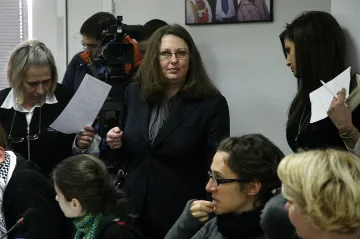 Уволнената Николова: Работата ми е за пример 