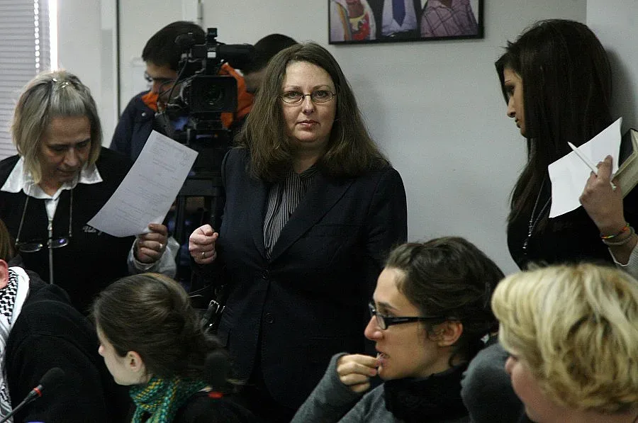 Уволнената Николова: Работата ми е за пример