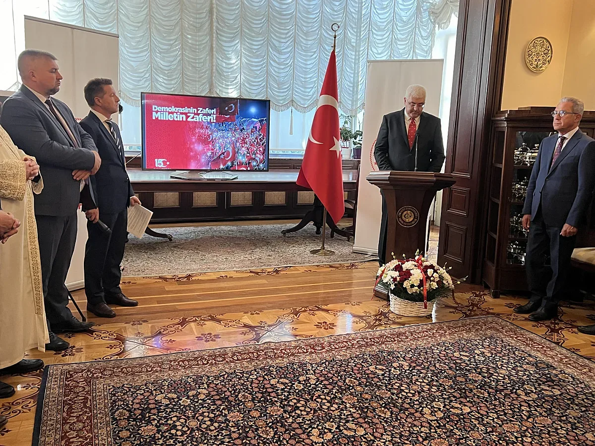 8 години след опита за преврат срещу Ердоган: Посланикът на Турция със знакова реч