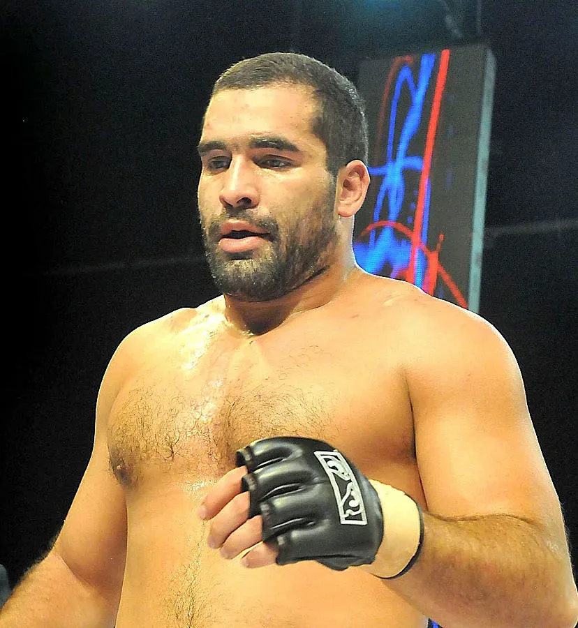 Багата треснал Дъмпела пръв и търкалът започнал 