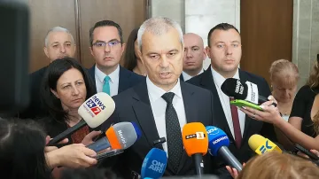 Костадинов постави условие на ПП-ДБ