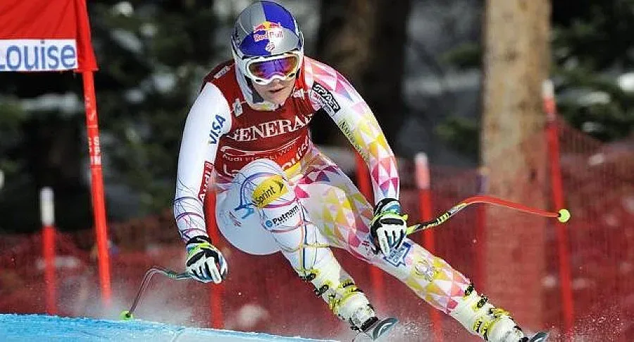 Ураганен вятър провали спускането за жени в Банско