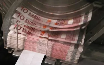 Гърците изкупуват Лондон и Берлин