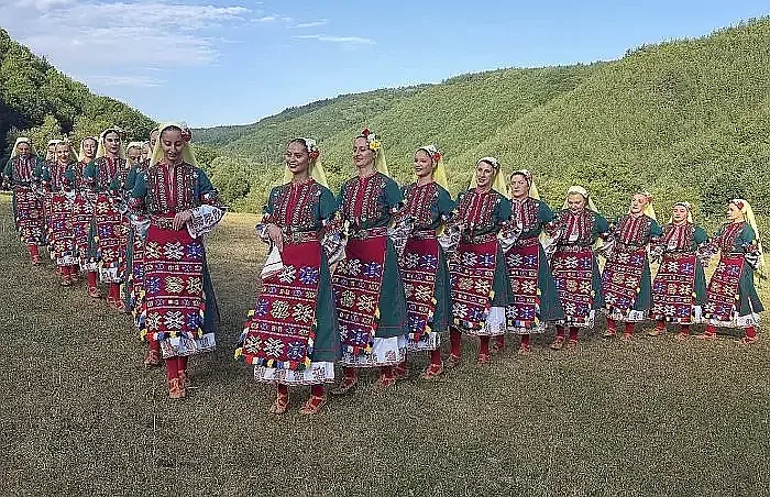 Паметен празник с филм и фолклор в Белица