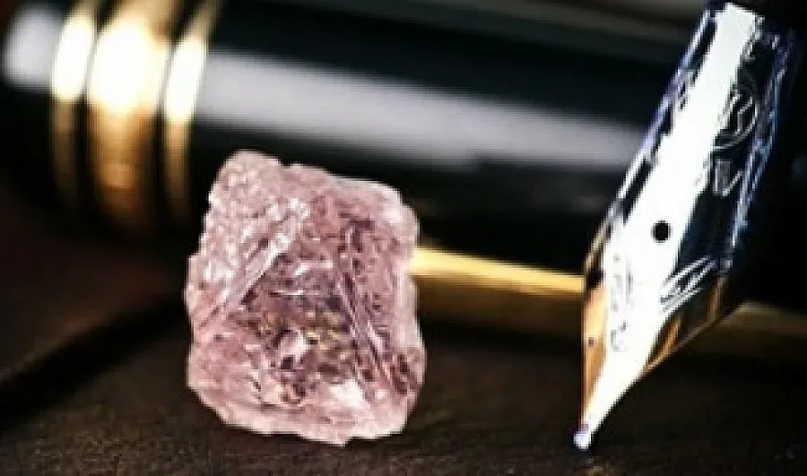 Пазарът на диаманти възкръсна. Големият риск