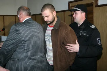 Вкарват Заека в психиатрия