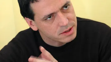Разпитват журналист за екшъна в Мировяне