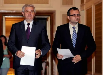 10 млн. лв. бонуси си раздали чиновници