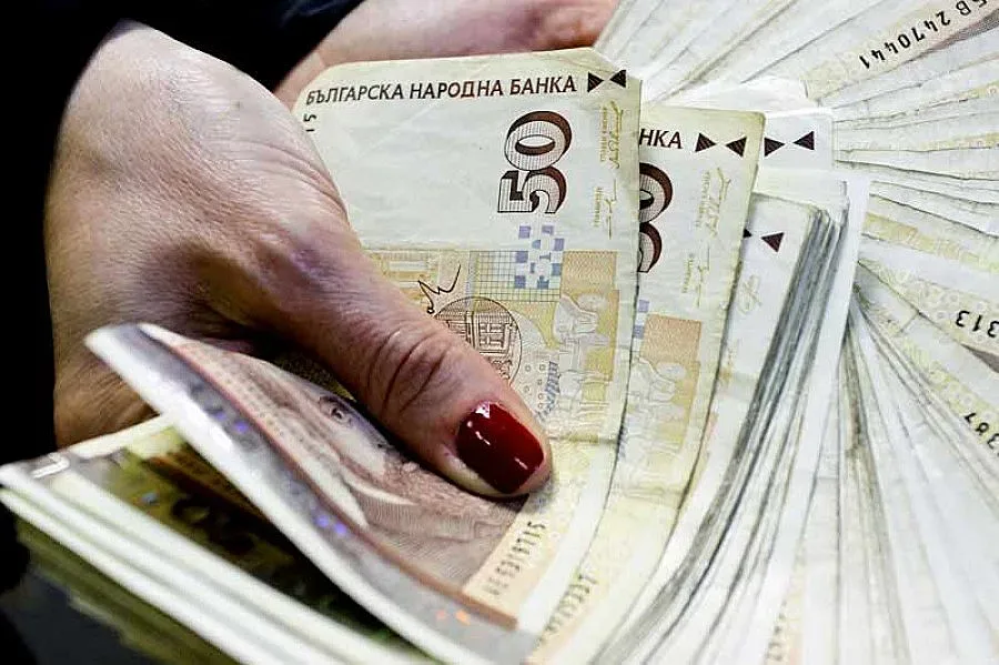 Кризата изчезва догодина, пак ще надуем портфейлите