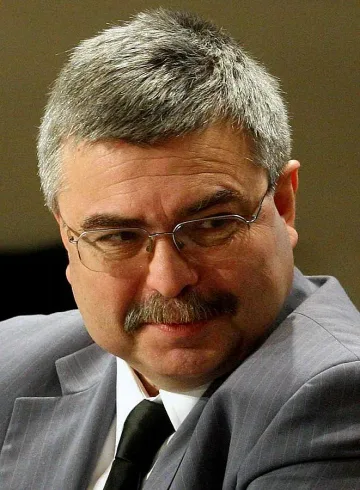 Хърсев: Не може чиновници да ограничат лихвите