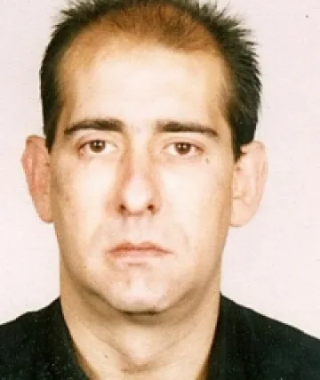 МВР издирва въоръжен и опасен