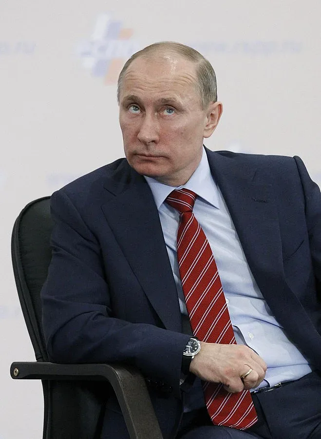 Путин обеща огромни заплати на учители и лекари