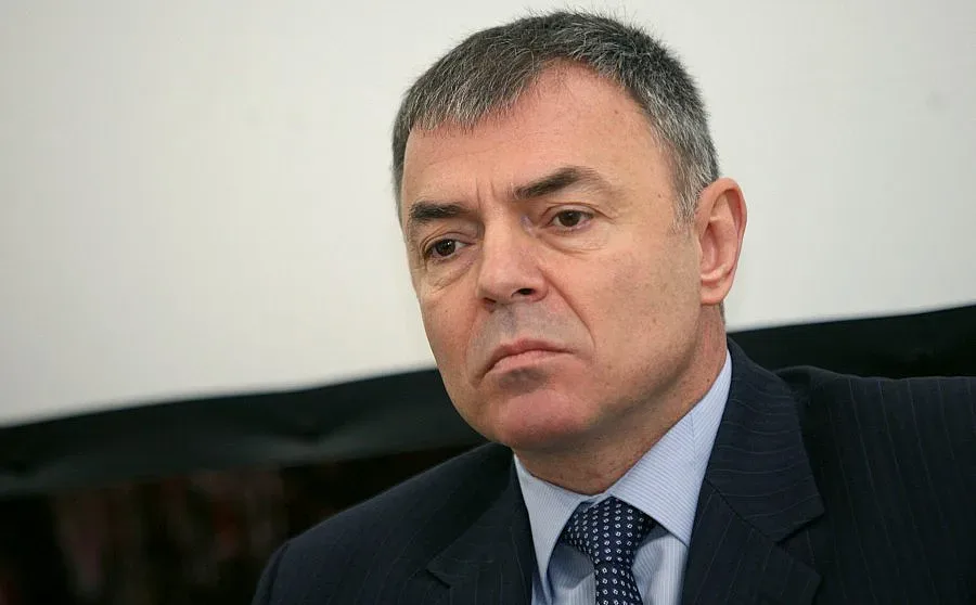 Задава се нова дървена ваканция