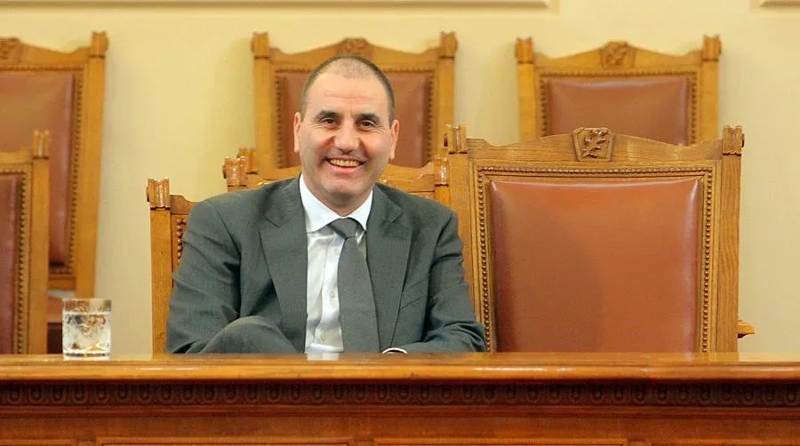 Предлагат комисия да разследва Цветанов