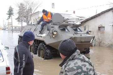 Искаме помощ от ЕС за временни диги и палатки 