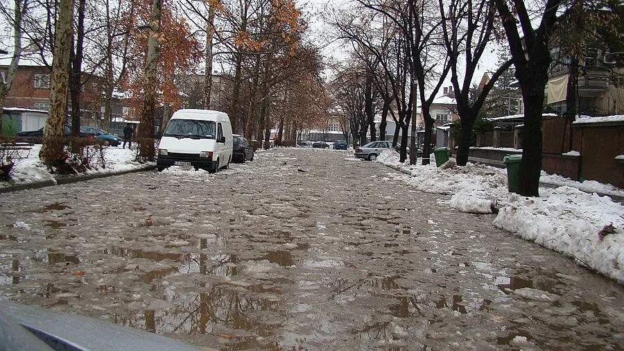 Роди се момченце в едно от наводнените села