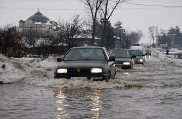 Бедствено е положението в Хасково и Кърджали
