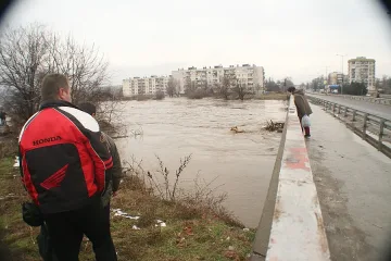 Потопът уби петима 