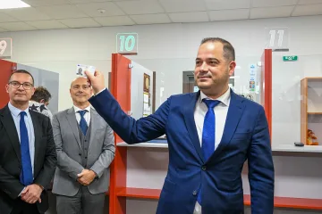 Голям интерес към новите лични карти. МВР проговори