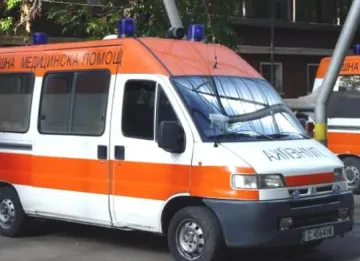 Мъж почина, докато чака линейка