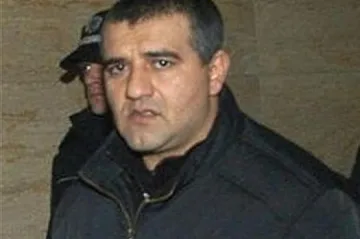 Тишо Боксьора чака на топло присъдата