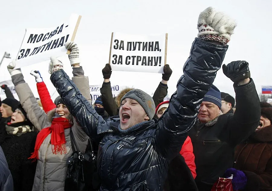 Путин плаща глоба за митинг в своя подкрепа