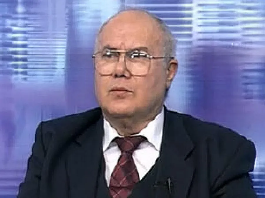 Бивш съветник на Тато: Първанов ще бие Бойко