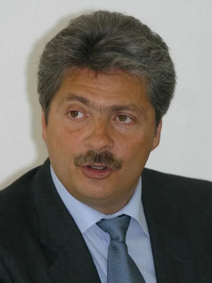 Медиен магнат в затвора за изнудване