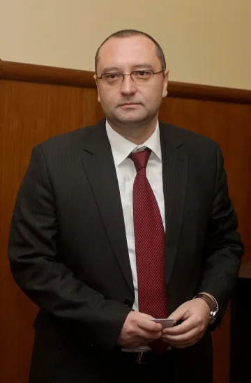 Шефът на спецсъда се извини, не искал цензура