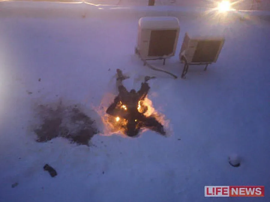 Конструкторът на Гагарин се запали и скочи от 12-ия етаж