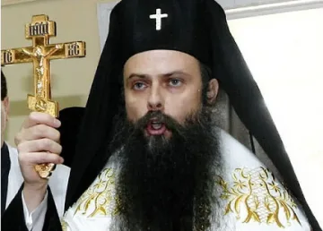 Дядо Николай служи молебен за вразумление на интелектуалци 