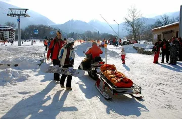 Банско чака принца до последно