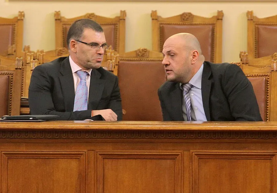 Дянков и Дончев се скараха за европарите