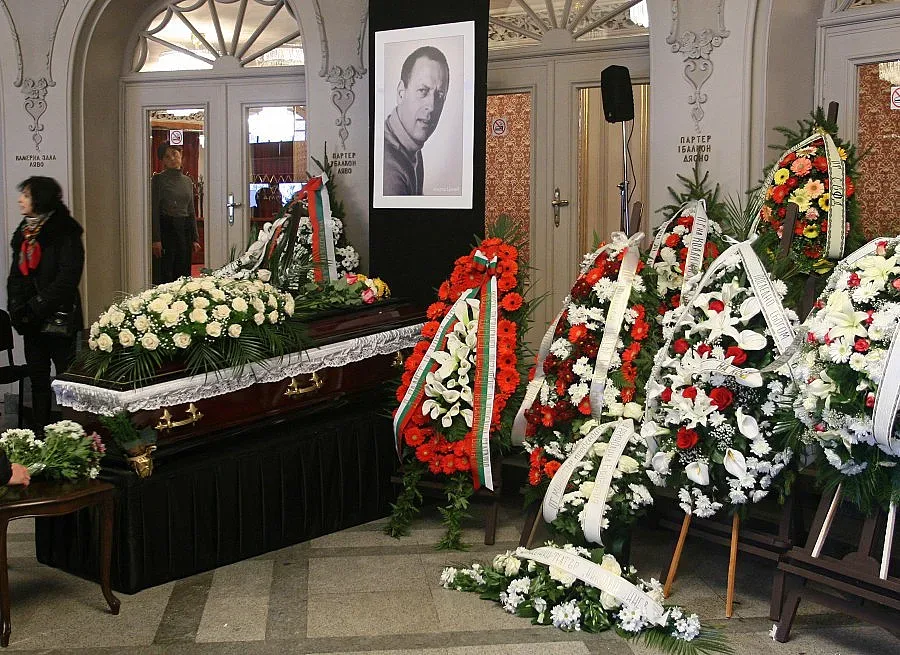 Сбогувахме се с Коста Цонев