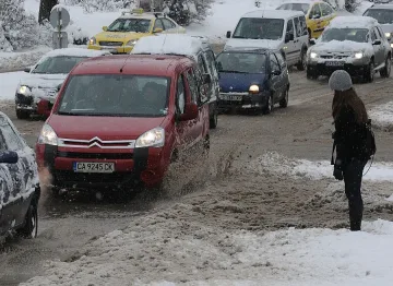 Днес спира да вали, студ до неделя