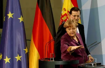 Меркел настоява: Всички за еврото