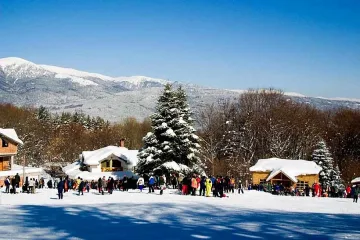 Албер II праща скиори от Банско в Разлог