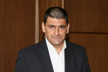 Вкараха Амигоса за 3 г. на топло