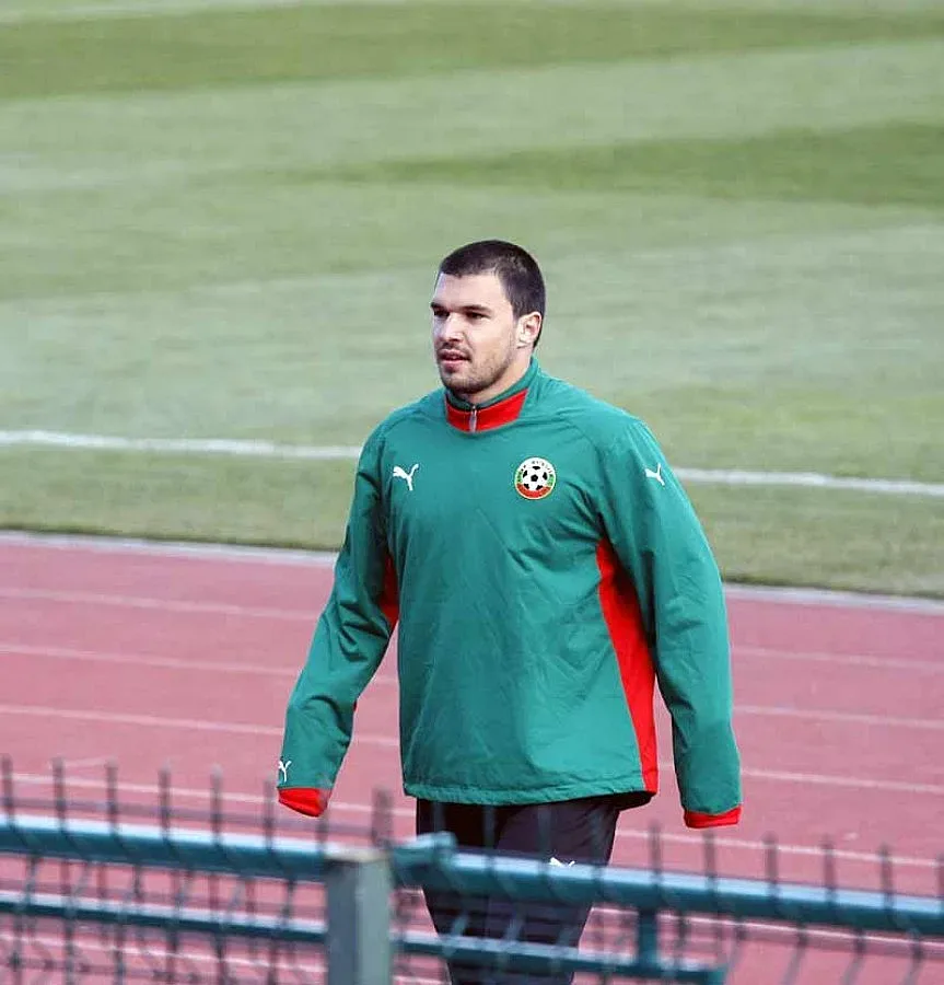 "Левски" се отказа от Божинов