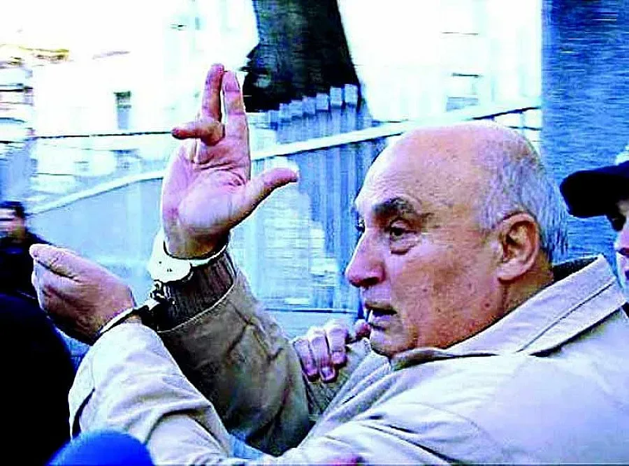 Цар Киро искал да избяга в Сърбия 