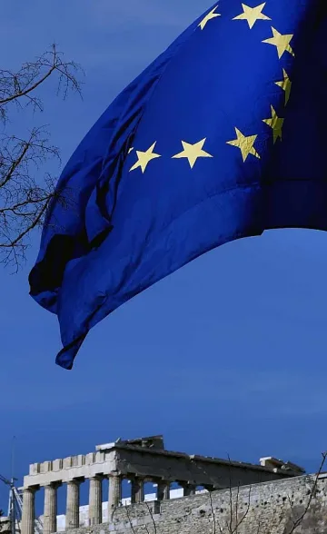 Кредиторите погнаха и частниците в Гърция