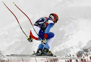 Сняг откъсна ски курортите в Австрия