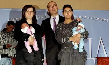 Здравният министър ориса две бебета 