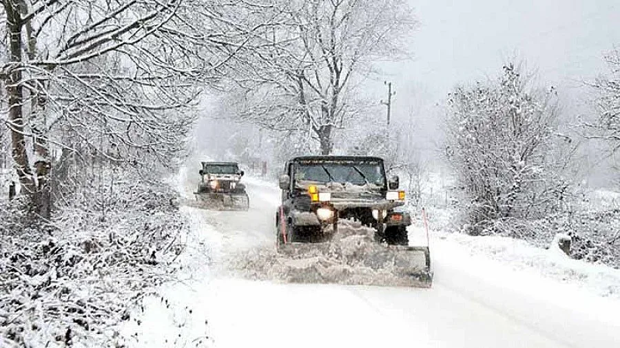 Код жълто: Сняг затрупва обилно 12 области