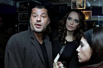 Гаджето на Куката е фенка на Джаро