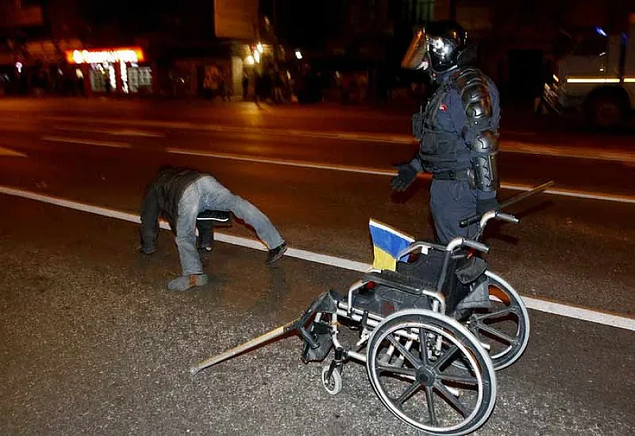 Хиляди протестират в Букурещ, 50 арестувани