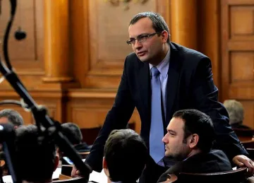 Отхвърлиха и последното вето на Първанов 