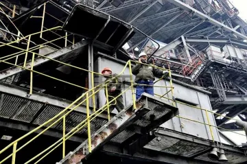 Плащат още премии на миньорите